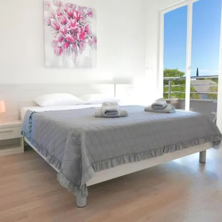 Apartman Penthouse Ivo & Ana *