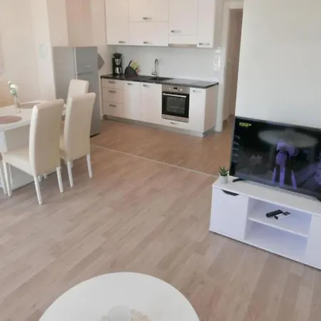 Penthouse Ivo & Ana Apartman Pirovac