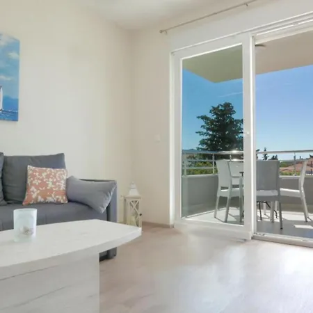 Apartman Penthouse Ivo & Ana Pirovac